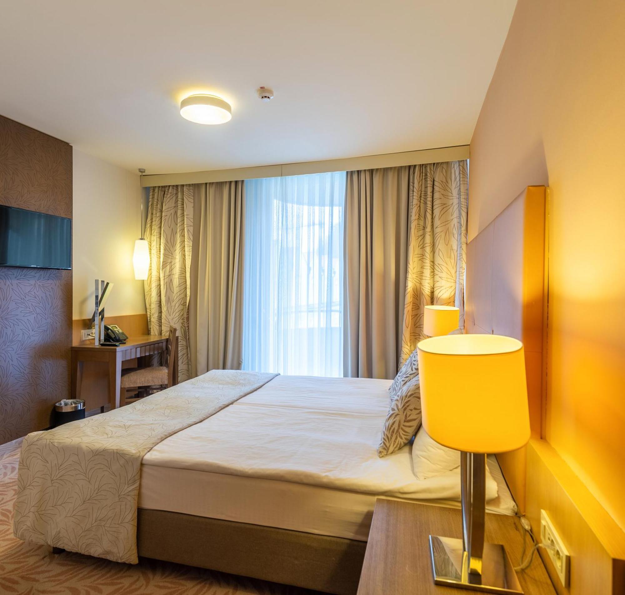 Grand Hotel Sava Superior Rogaška Slatina Стая снимка